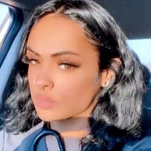 Meet your Posher, Areil